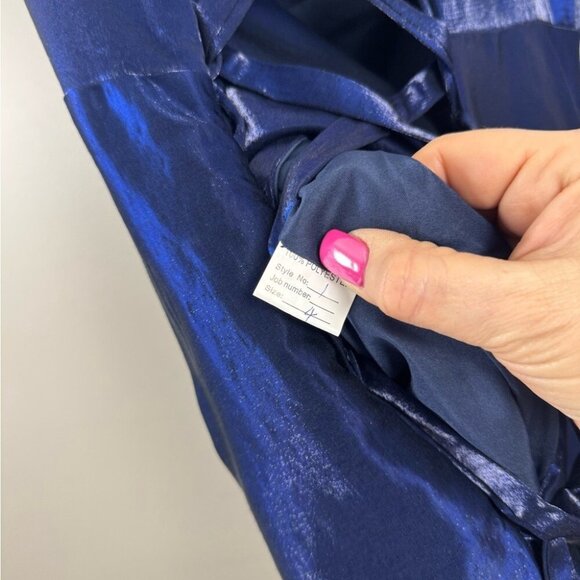 Elegant Navy Blue Gown Size 4 Shimmer Off‑Shoulder A‑Line High Slit Lace‑Back - Picture 11 of 16